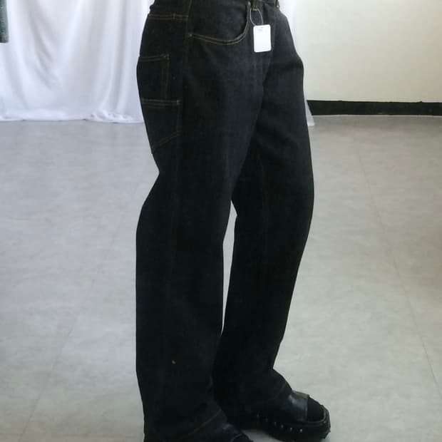 Back pocket point denim pants