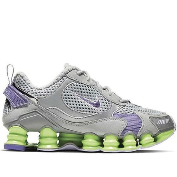 나이키 우먼스 샥스노바 tl 235
