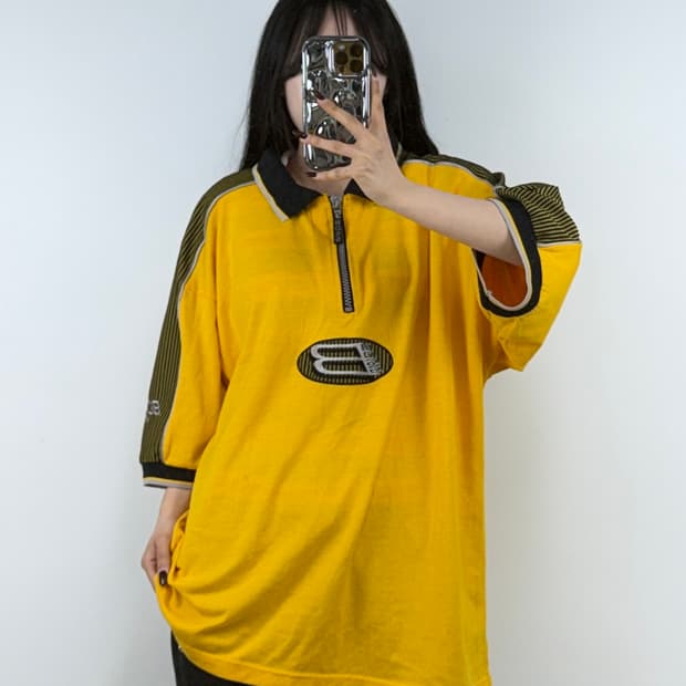 보스 90s 빈티지 반팔 하프집업 폴로 셔츠 E64