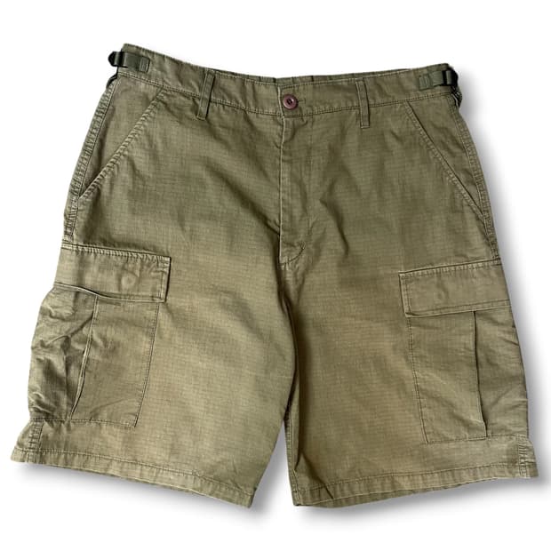 헤지스 신치백포인트 카키 카고 하프팬츠 S