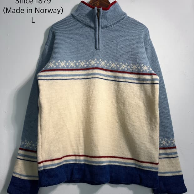 [L] Dale of norway 데일오브노르웨이 반집업 니트 울100%