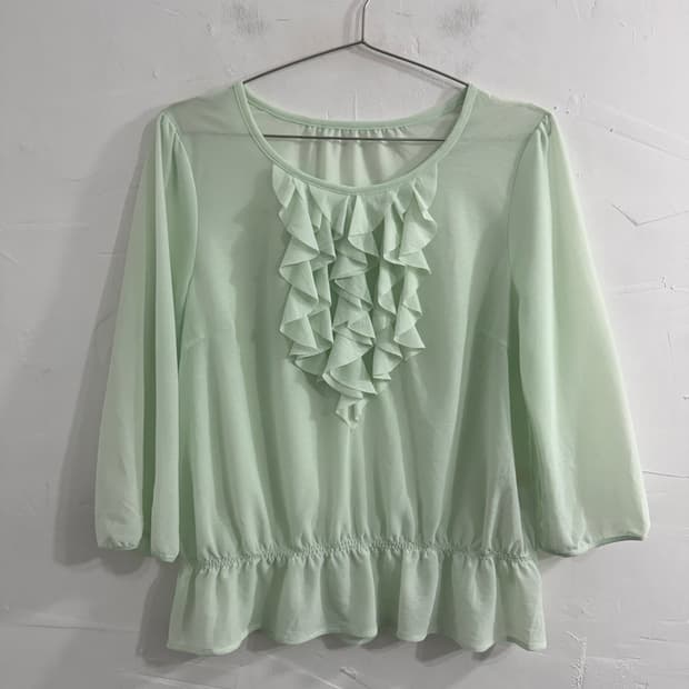 aylesbury mint frill blouse
