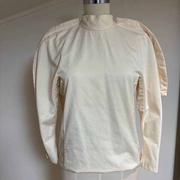 TOGA 아카이브 아이보리 블라우스36