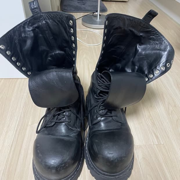 발렌시아가 스톰퍼 런웨이 부츠 42