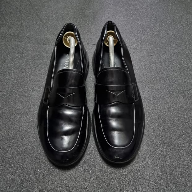 프라다 토블라치 로퍼