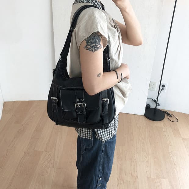 vintage buckle pocket 2-way bag