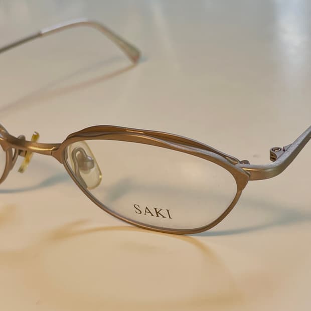 일본의 하우스브랜드 SAKI 사의 빈티지 안경 판매합니다