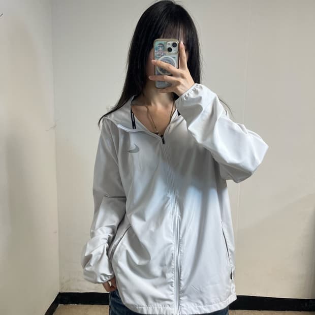 Nike Light Grey Running Windbreaker
