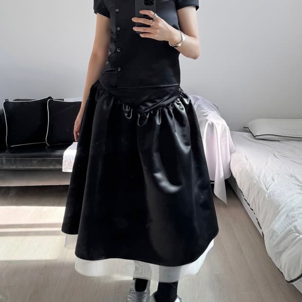 카나리 숏 슬리브 퍼프 셔츠 블랙