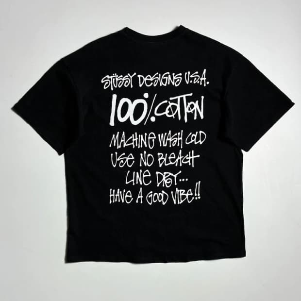 스투시 STUSSY 케어라벨 그래픽 피그먼트 다이드 반팔 티셔츠R2470