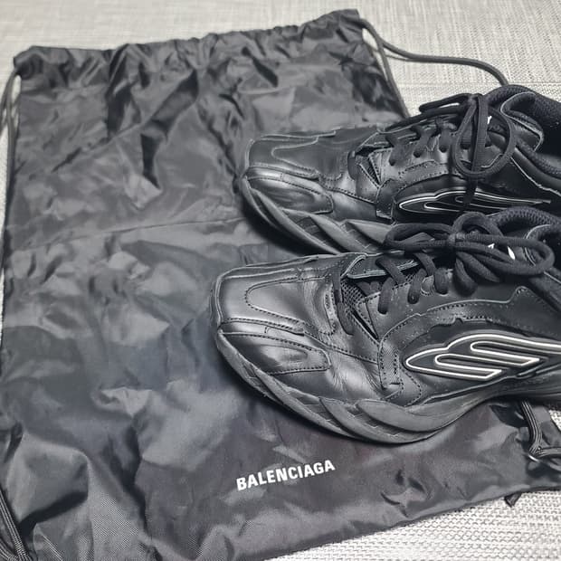 발렌시아가 먼데이 슈즈 스니커즈 블랙 41