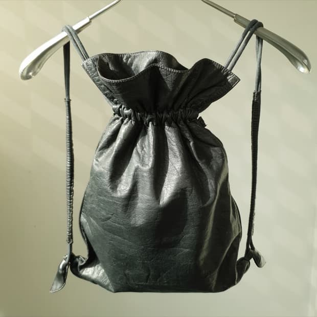 ISSEY MIYAKE leather sac