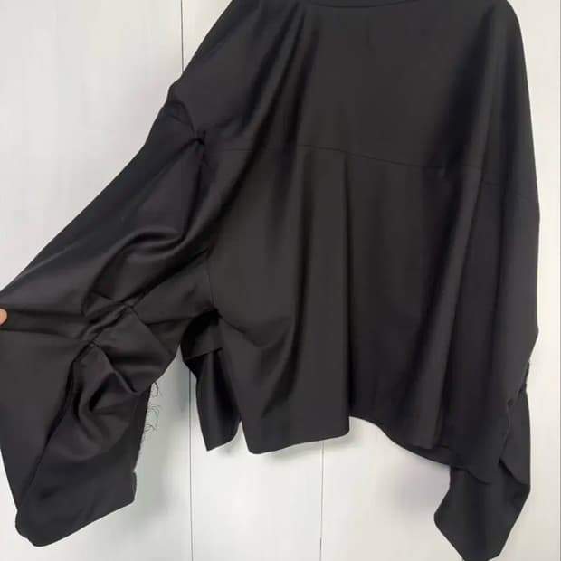 RBU 벤트 풀오버 익스클루시브