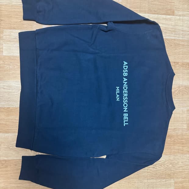 앤더슨벨 유니섹스 스툴 패치 로고 스웻셔츠 