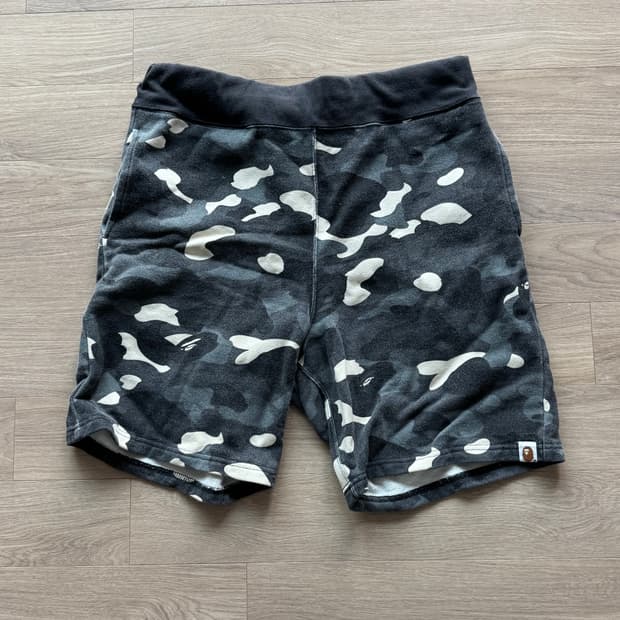 베이프 시티카모 반바지 m