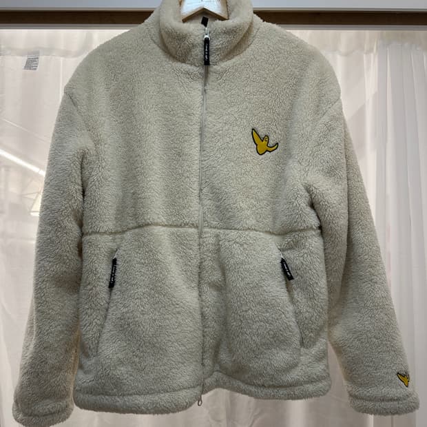 what it isnt 마크 곤잘레스 후리스 아이보리