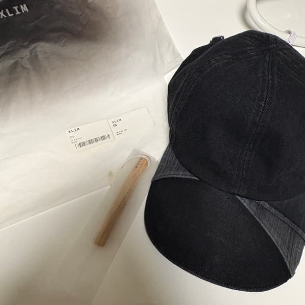 Xlim EP.6 02 CAP black