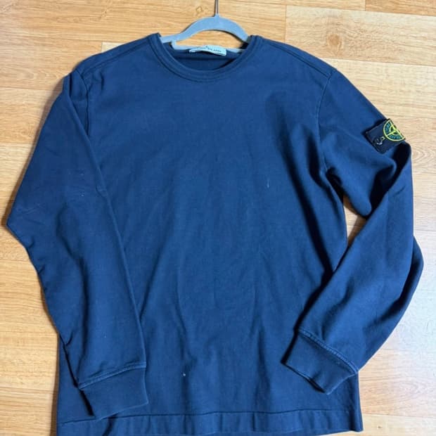 스톤아일랜드 맨투맨 네이비