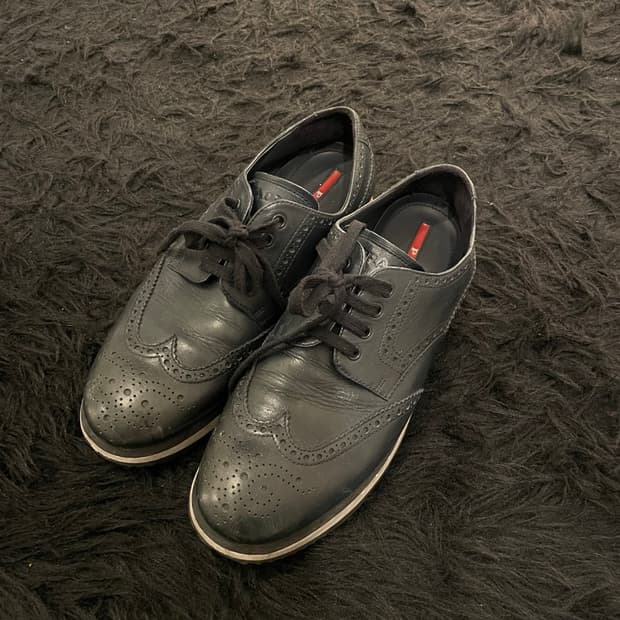 프라다 윙팁 더비