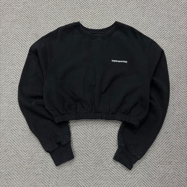 디스이즈네버댓 크롭 맨투맨 v2235