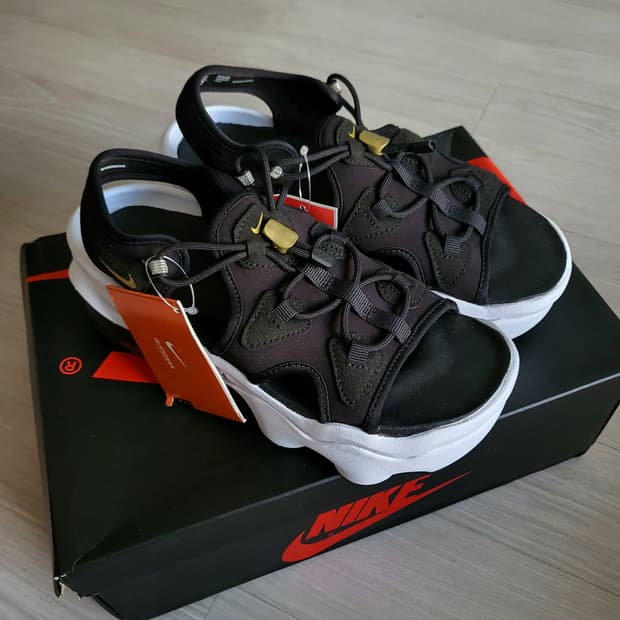 나이키 에어맥스 코코샌들(240)새상품