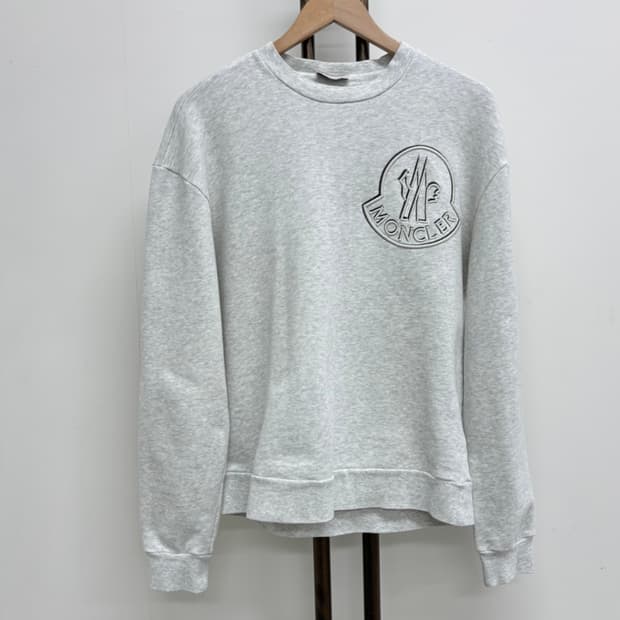 [M]몽클레어 빅로고 맨투맨