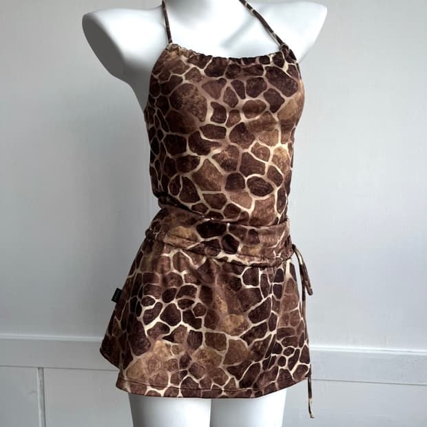 MIKANO 지라프 홀터넥 미니 원피스