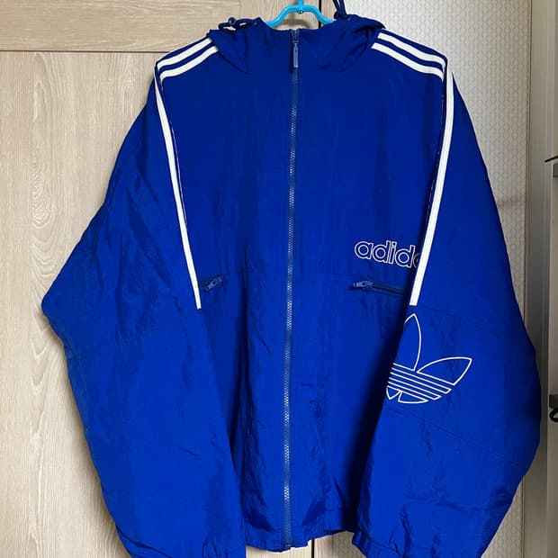 아디다스 올드스쿨 블루 누빔자켓 꾹디다스 bts 정국 새상품