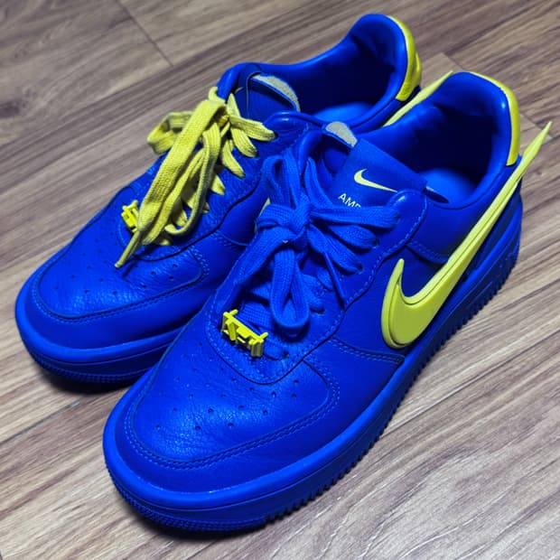 나이키 x 엠부쉬 에어포스 1 로우 SP 게임 로얄 앤 비비드 설퍼