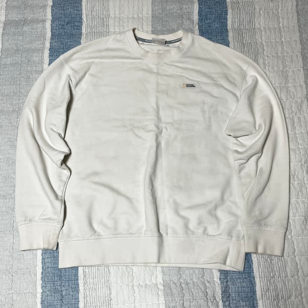 내셔널지오그래픽 흰색 맨투맨 티셔츠