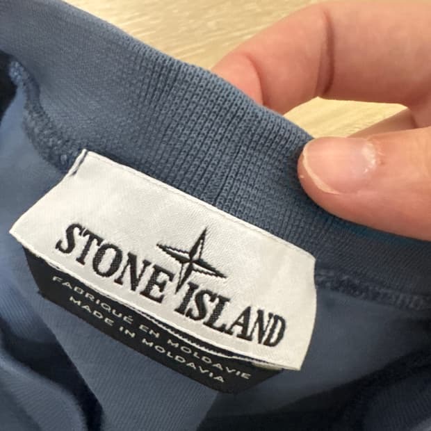 스톤아일랜드 맨투맨 M 사이즈