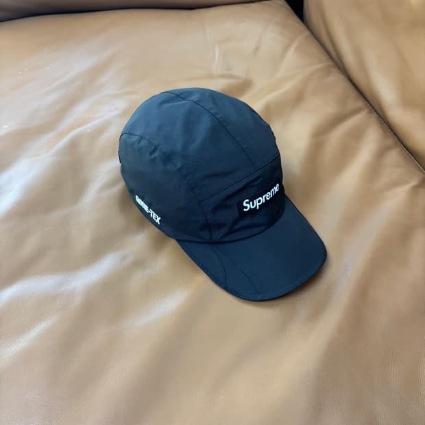 Supreme 슈프림 22ss 팩라이트 고어텍스 블랙 캠프캡 모자