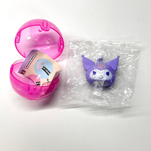 산리오 립밤 마스코트 캡 키홀더 가챠 쿠로미