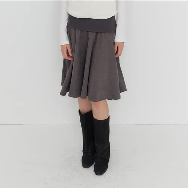 디어스토커 CECIL SWAY FLARED SKIRT