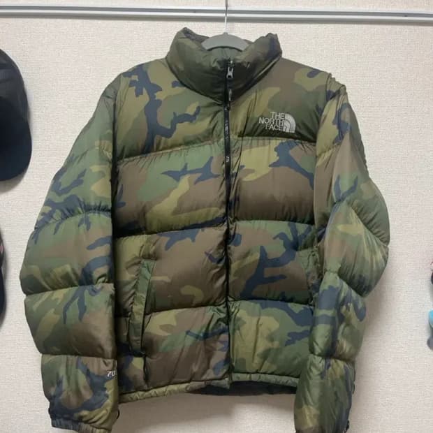 노스페이스 700 눕시 카모 센터로고