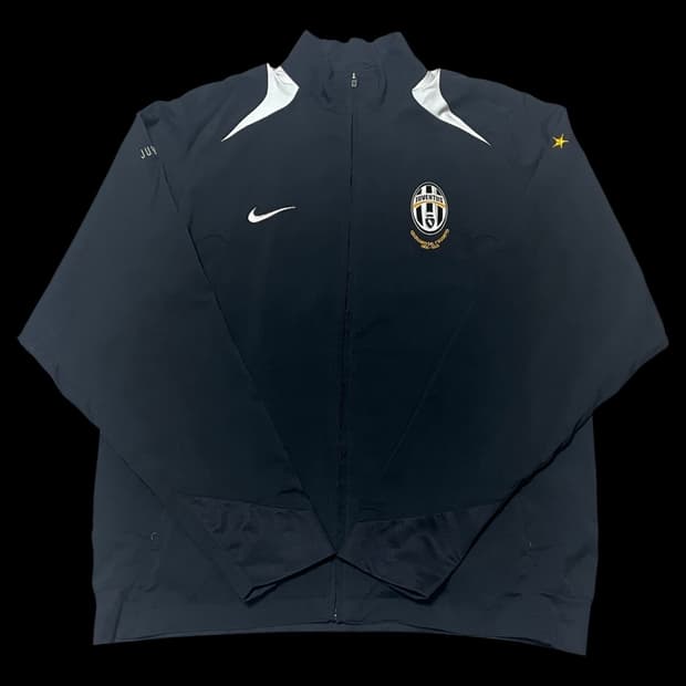 유벤투스 100주년 바람막이