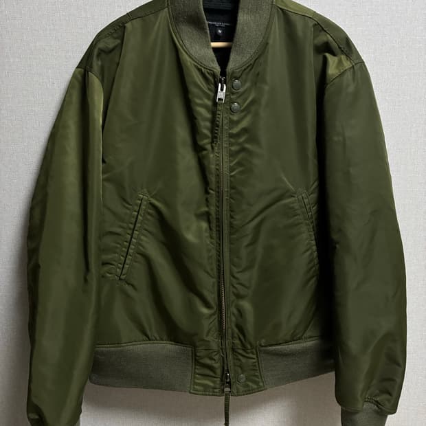 엔지니어드가먼츠 에비에이터 자켓 M사이즈