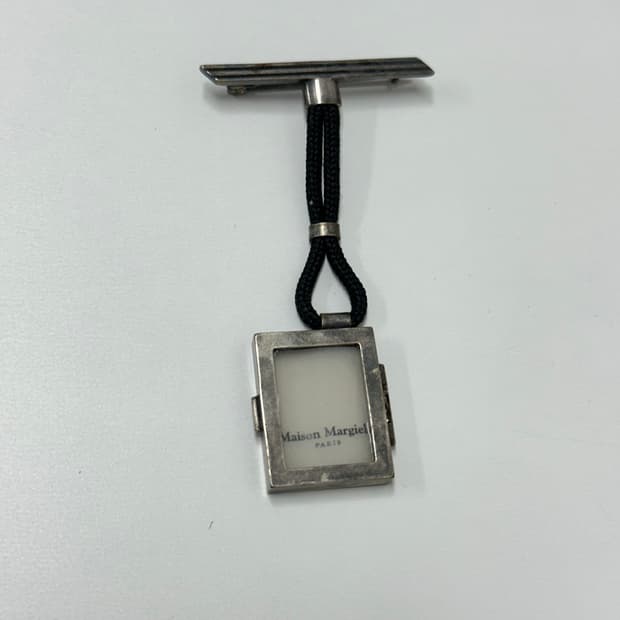 Maison Margiela 포토 프레임 브로치