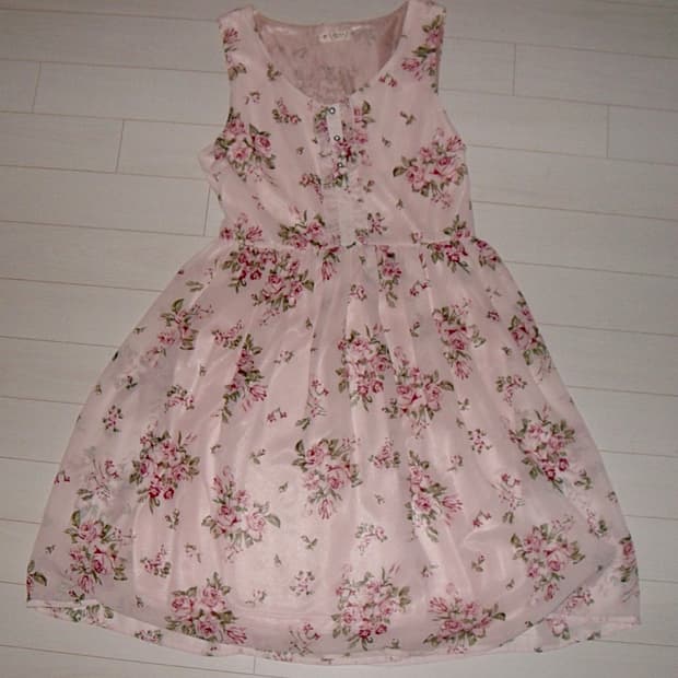 액시즈팜 플라워 패턴 슬리브리스 원피스 핑크 꽃무늬 갸루 엑시즈팜