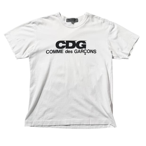 꼼데가르송 CDG 로고 반팔 티셔츠