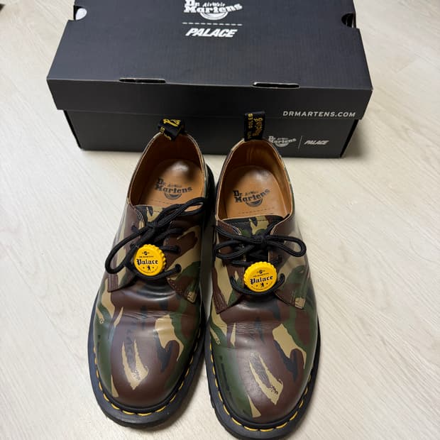 닥터마틴 X 팔라스 1461 카모 슈즈 UK8 (270mm) 판매합니다.