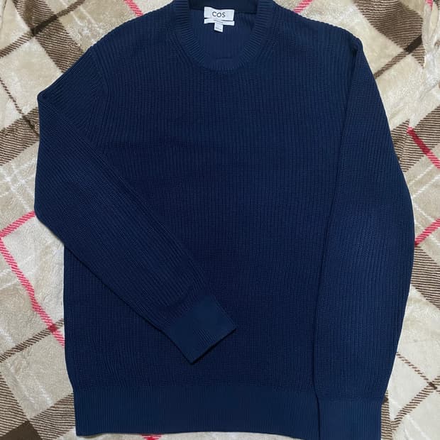 COS 코스 남성 리브드 니트 스웨터 네이비 100-105