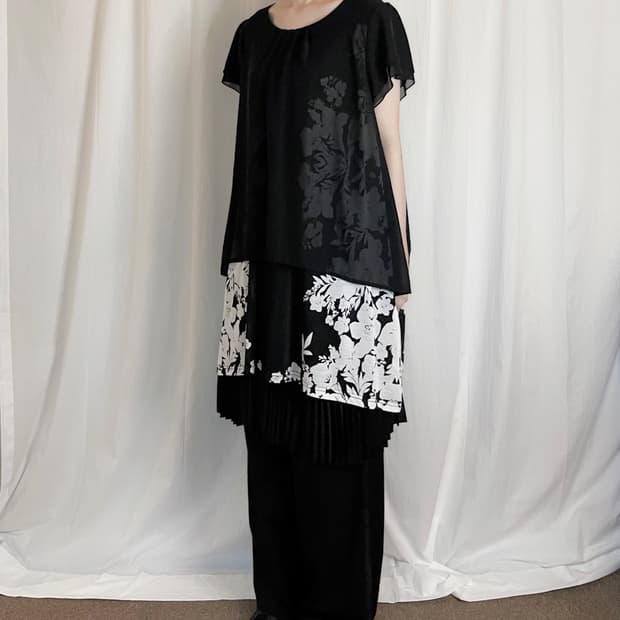 Sheer Layered Flower Blouse - Black