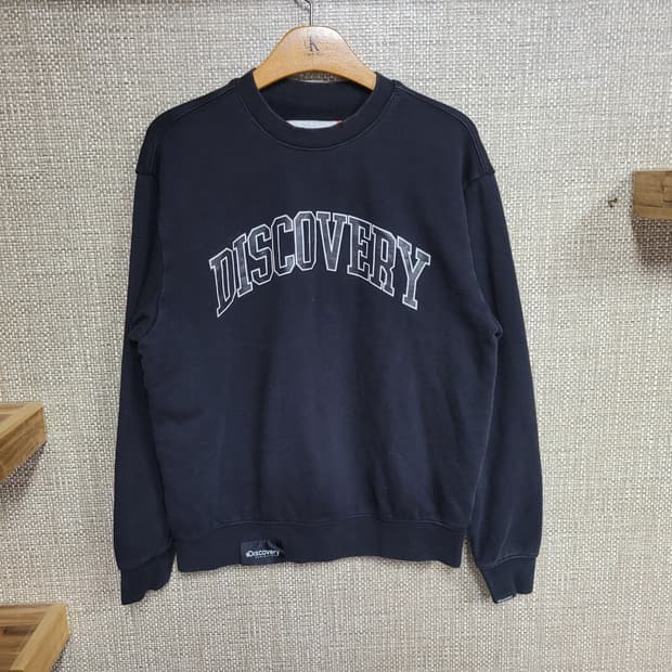 95사이즈 디스커버리 맨투맨