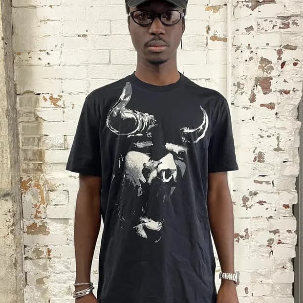 Givenchy human bull Riccardo Tisci