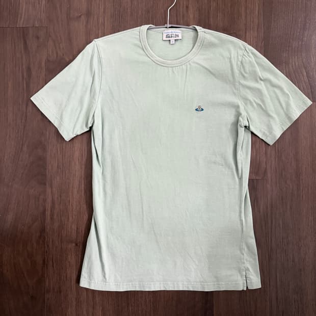 비비안웨스트우드 피스타치오 반팔티셔츠