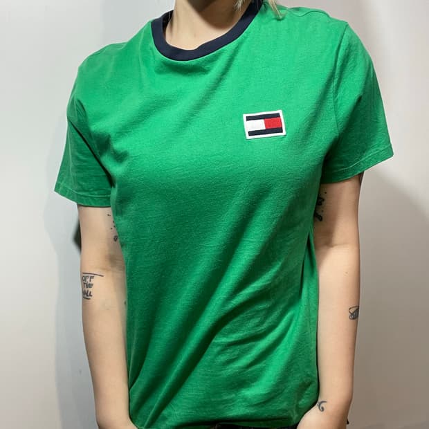 타미힐피거 그린 반팔 티셔츠