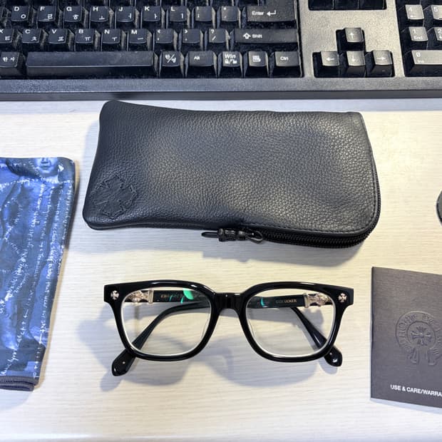 크롬하츠 콕스어커 블랙골드