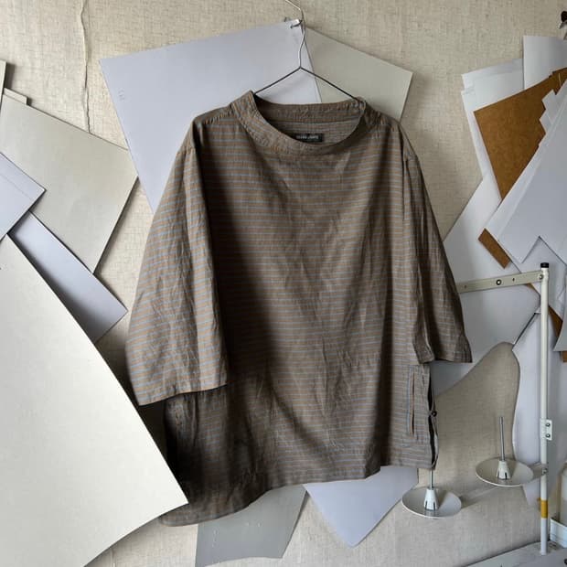 BEAMS LIGHTS mock neck