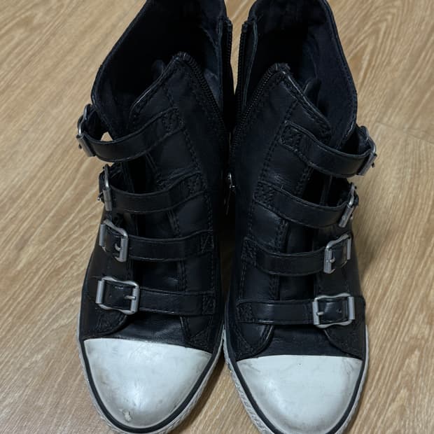 ash 아쉬 블랙 가죽 웨지힐 스니커즈 37
